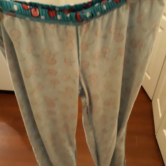 SOLD ON MERCARI DO NOT BUY - Picture 5 of 6